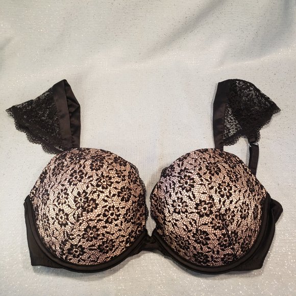 BRAND NEW Victoria's Secret Dream Angel  Ruffle glamour lace push up 32DDD - Picture 2 of 11